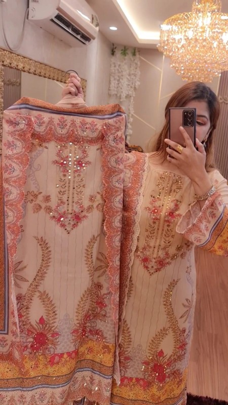 Hn Chiku ( Cream )